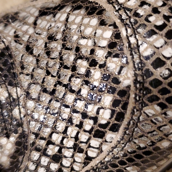 Volatile Snake Claremont python sneakers 👟 - Picture 3 of 4